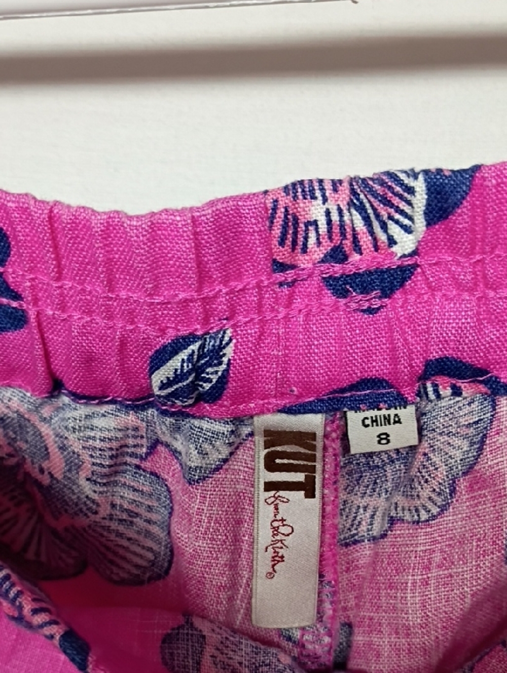Kut from the Kloth Hot Pink Floral Print Linen Shorts - Picture 2 of 5